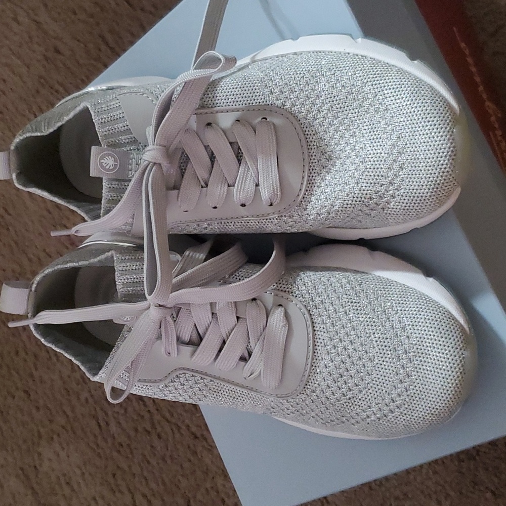 Nurture Metallic Silver Sneakers